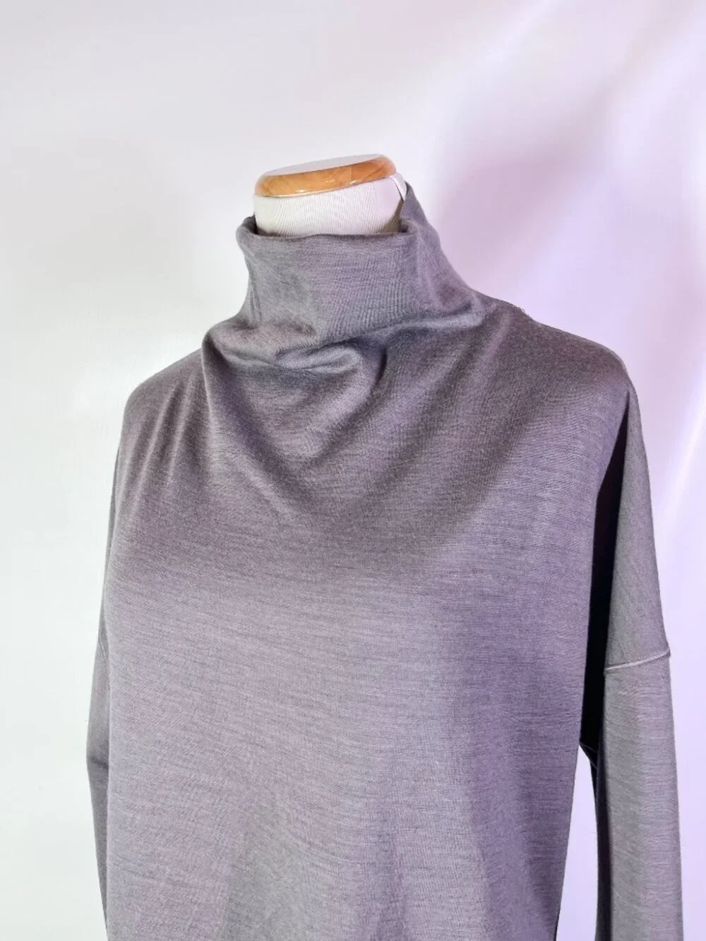 Lululemon Size 4 Principal Dancer Funnel Neck Sweater Pullover Lunar Rock Grey